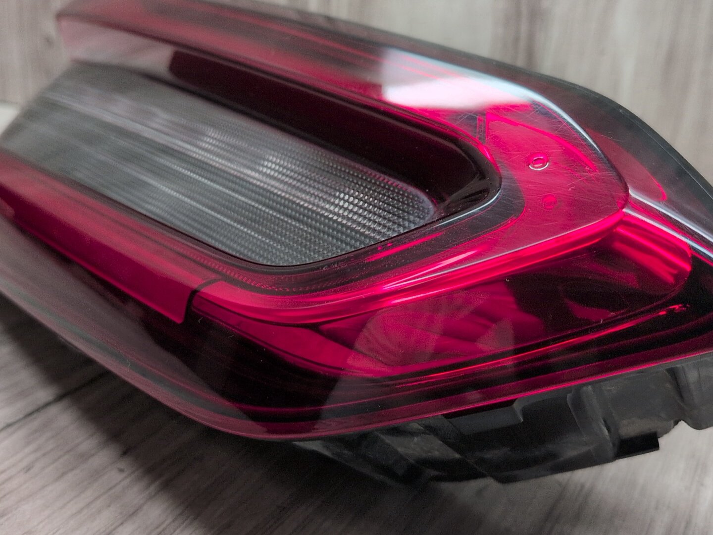 19-23 OEM BMW F95 G05 X5 X5M Rear Right Passenger Inner Liftgate Stop Tail Light