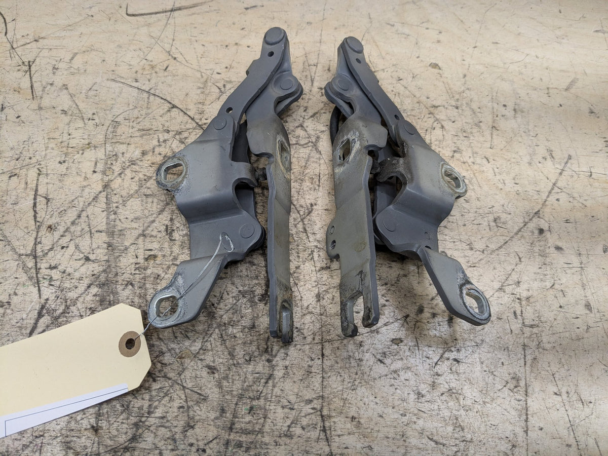2007-2013 BMW 328i E92 Hood Bonnet Hinges SET 7115264 OEM