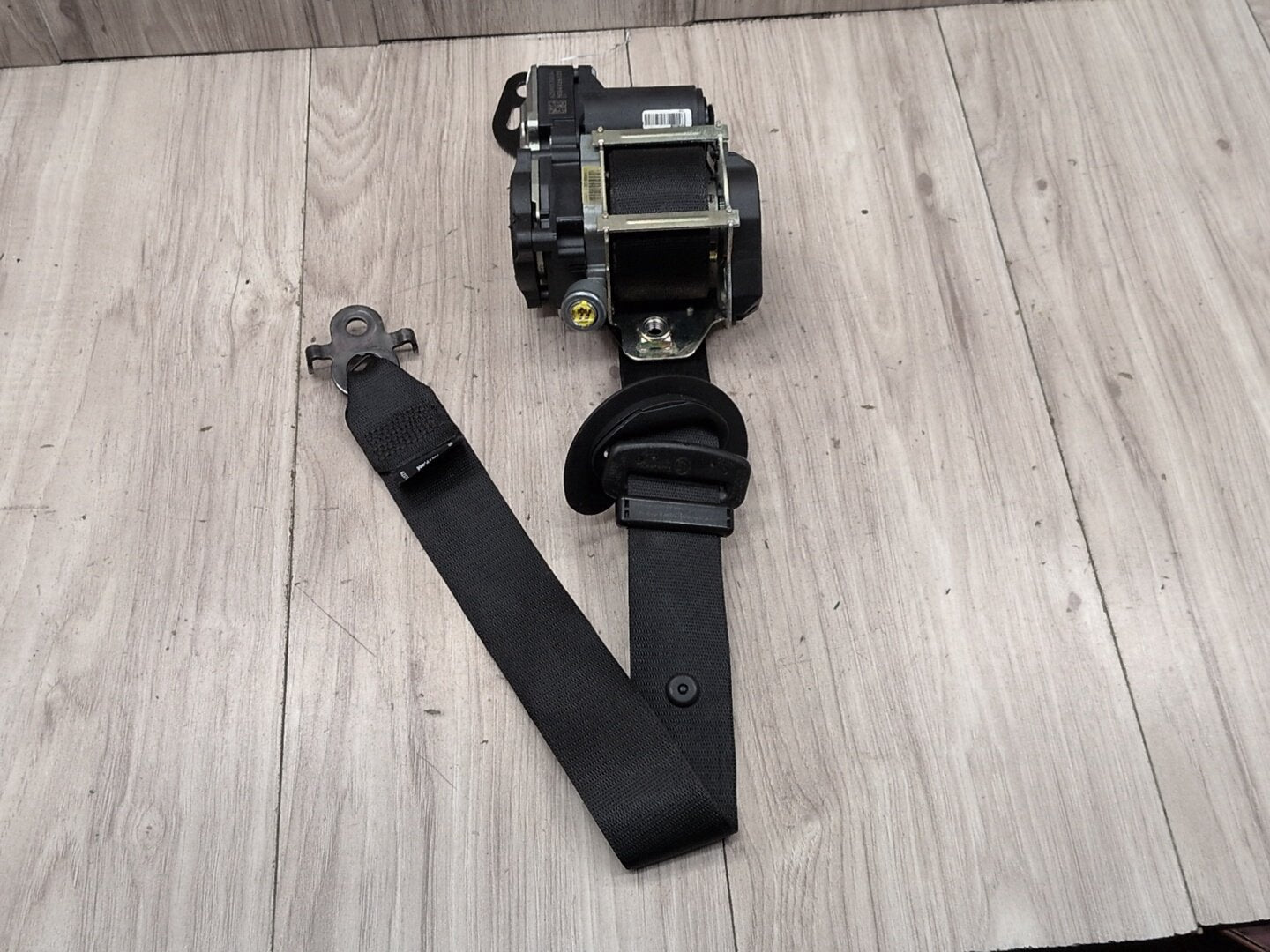 13-15 OEM BMW F01 F02 Front Right Passenger Seat Belt Seatbelt Retractor Black