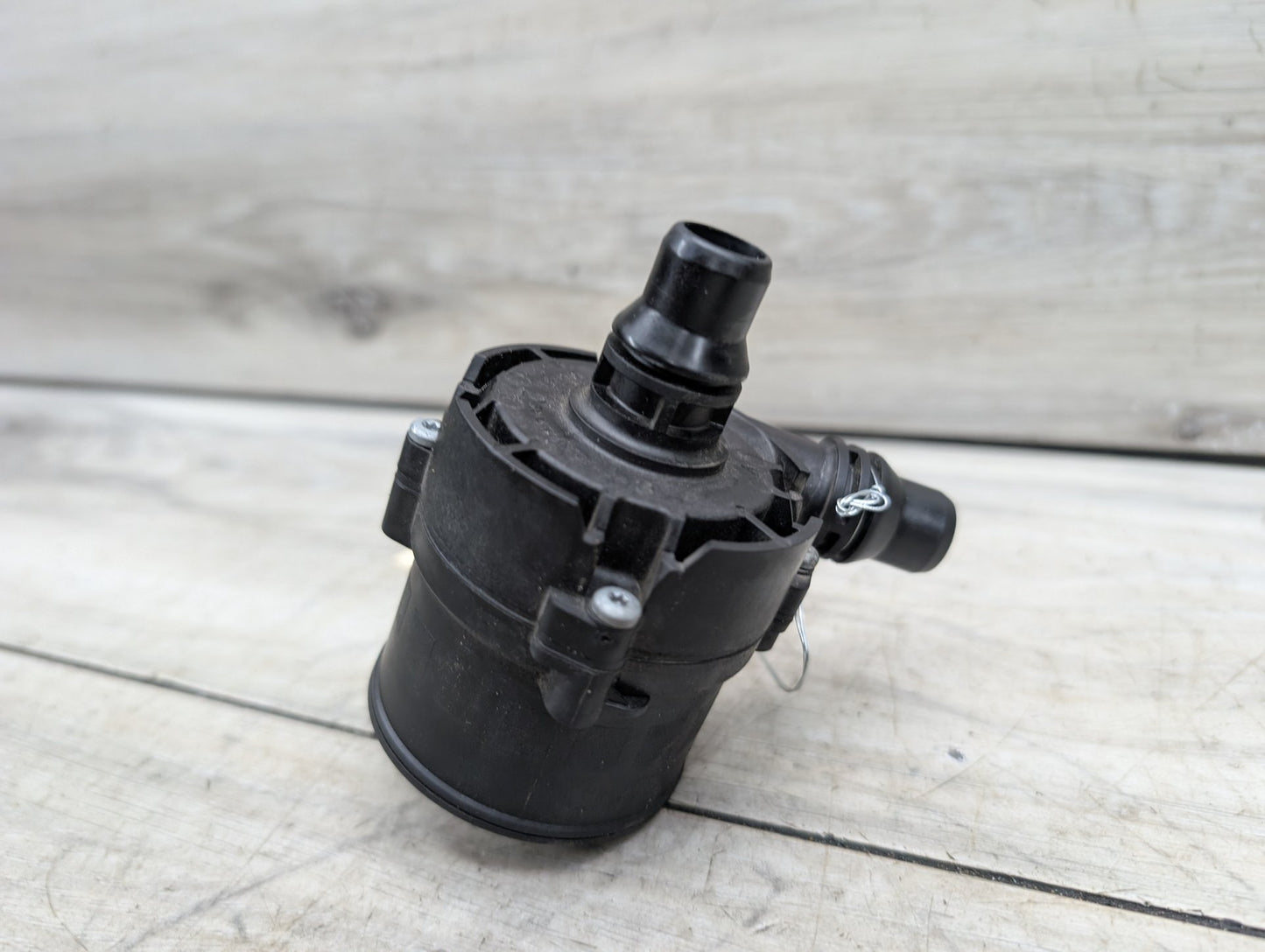 OEM BMW F23 F30 F32 F36 F80 F82 G01* Engine B46 S55 Auxiliary Coolant Water Pump