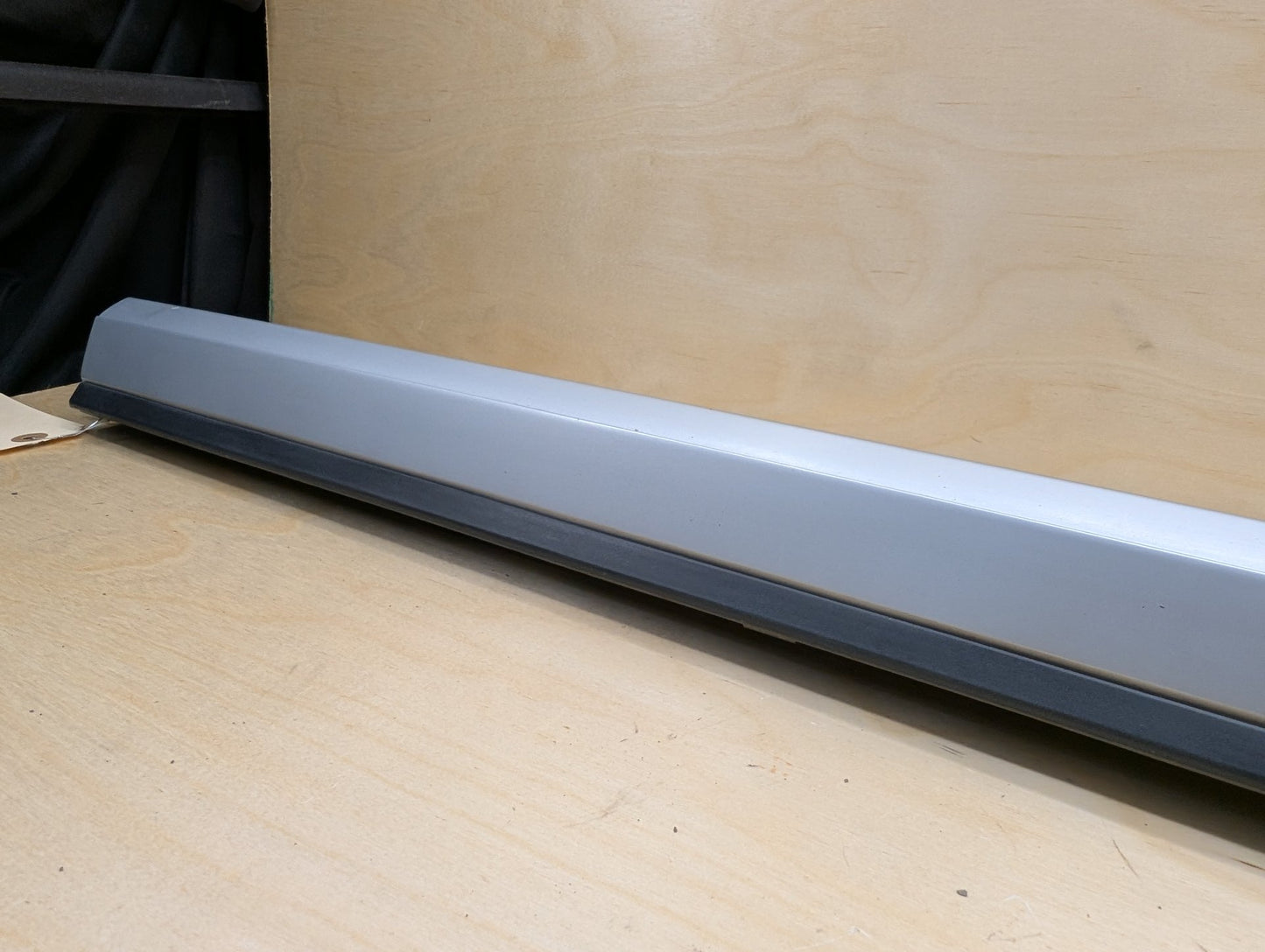 18-24 OEM BMW G01 G02 X3 X4 Front Left Driver Side Door Lower Trim Molding