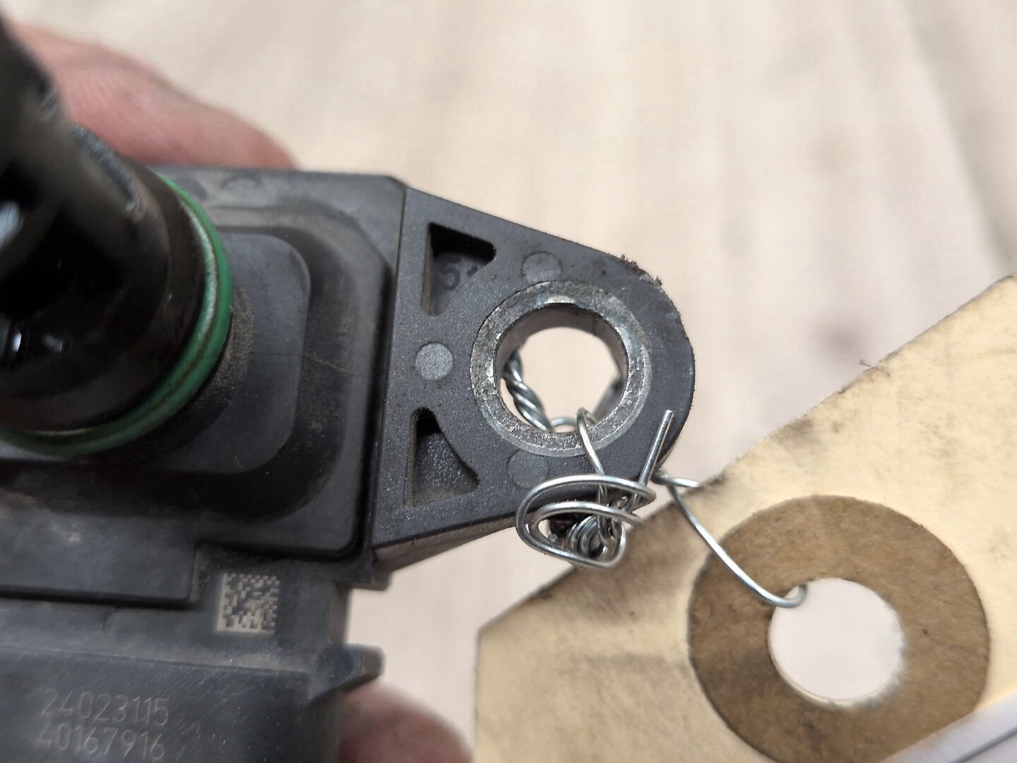 2013 - 2019 BMW 750i F01 Manifold Absolute Pressure (MAP) Sensor 7599042 N63B44O1