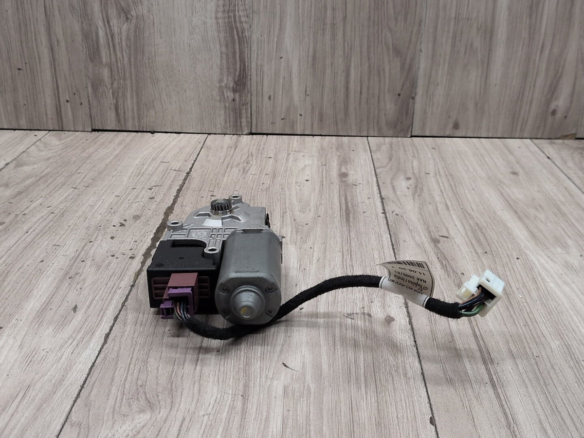 2009-2012 Mercedes-Benz E550 W212 Sunroof Sun Roof Glass Motor A2188200142 OEM