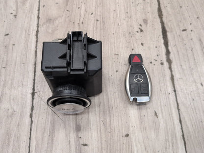 2009-2012 Mercedes-Benz E550 W212 Start Stop Button w/ Key A2129055800 OEM