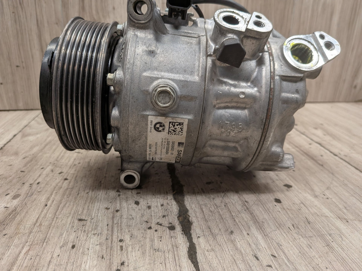 2018-2023 BMW G30 M550i N63B44O2 Engine Motor A/C AC Compressor Clutch Pump Pulley 5A58A52
