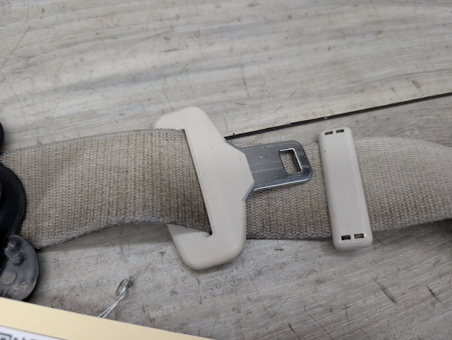 2016 BMW 750Li G12 Front Left Driver Seatbelt Seat Belt Retractor 7402431
