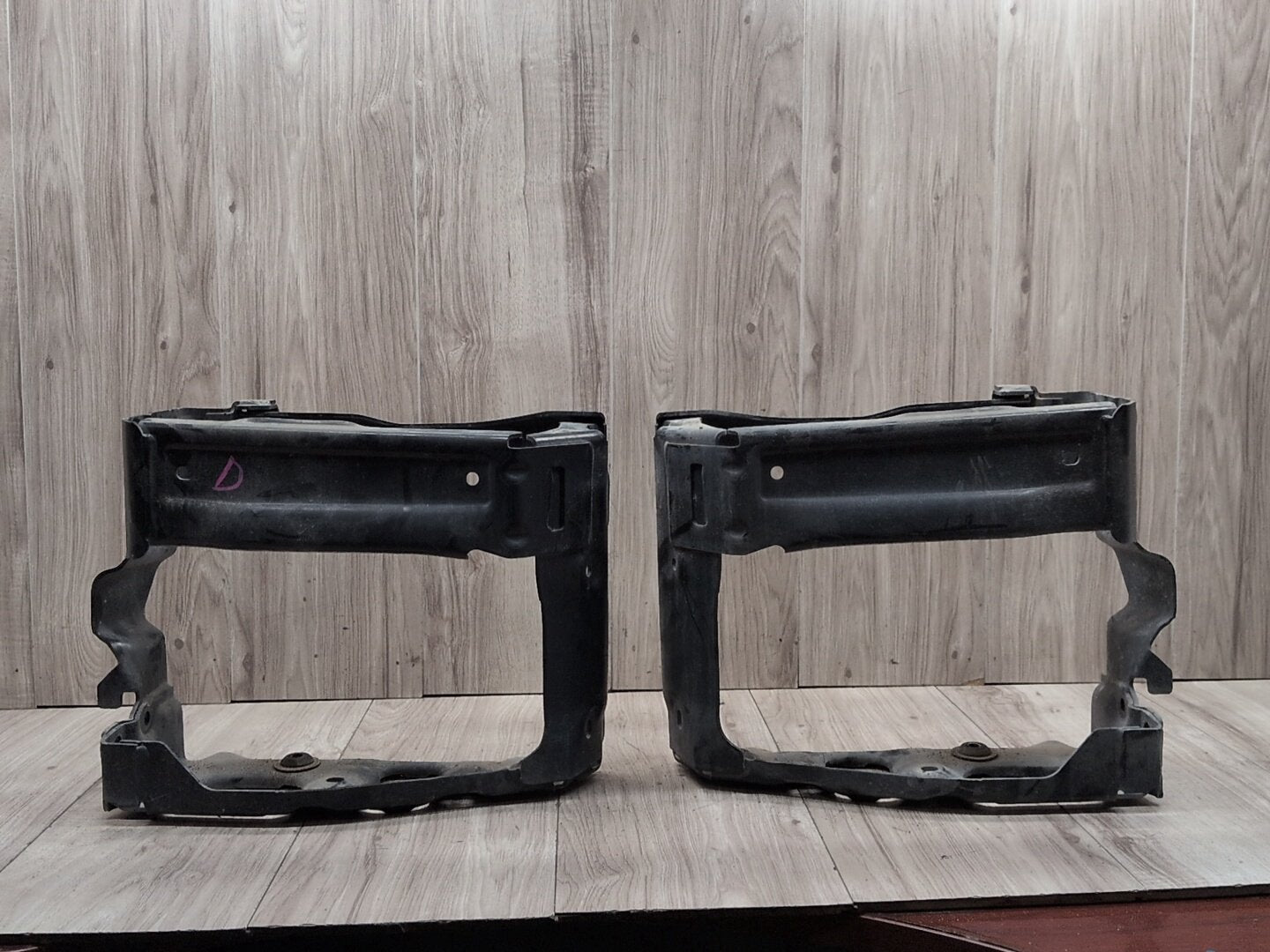 OEM BMW G11 G12 G30 F90 M5 M8 Front Driver Bumper Radiator Support Bracket