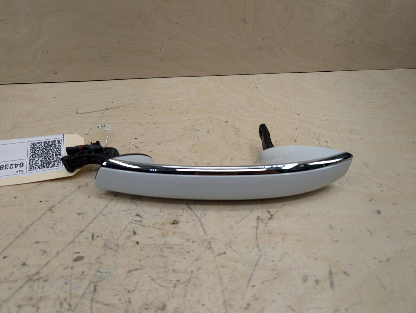 2016-2022 BMW 750i G12 Rear Left Driver Exterior Door Handle w/ Comfort Access 7411039