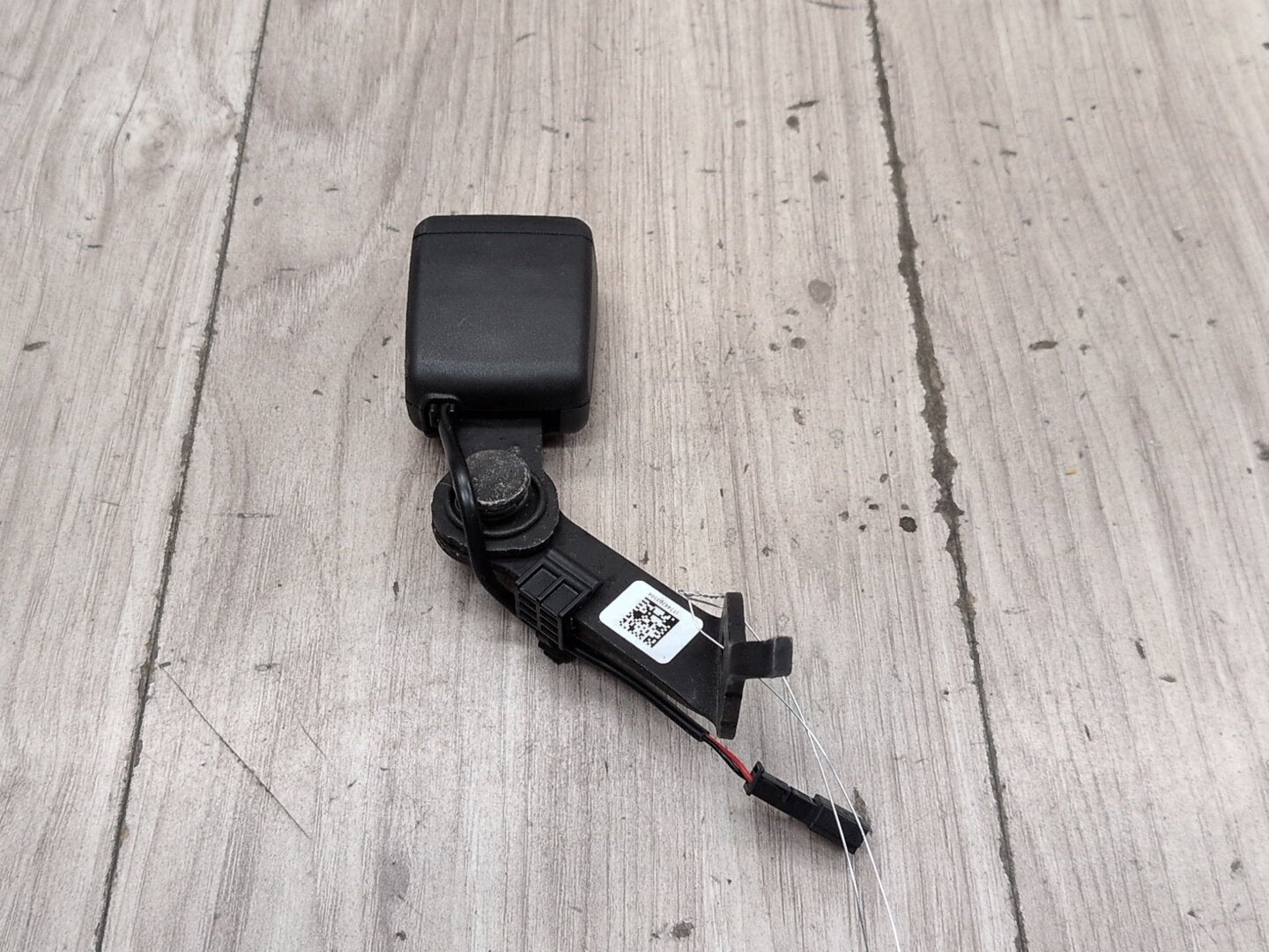 17-21 OEM BMW G21 G20 330 M340 Rear Left Driver Seatbelt Seat Belt Buckle