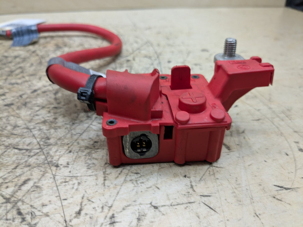 OEM BMW E82 E88 E90 E92 328 335 M3 Battery Plus Pole Terminal Positive Red Cable