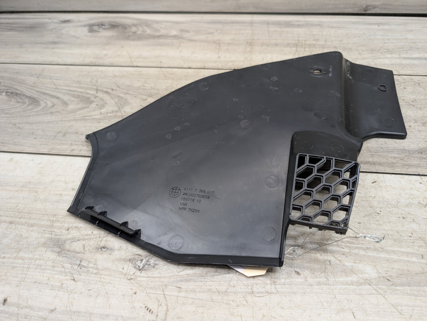 2018 - 2024 BMW X3 G01 Left Driver Side Cowl Cover 7399017 B58B30O1