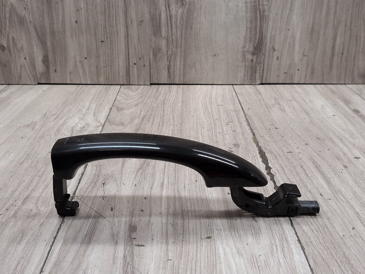 2015-2018 Audi Q3 8U Front or Rear Right Passenger Exterior Door Handle 8T0837205A OEM