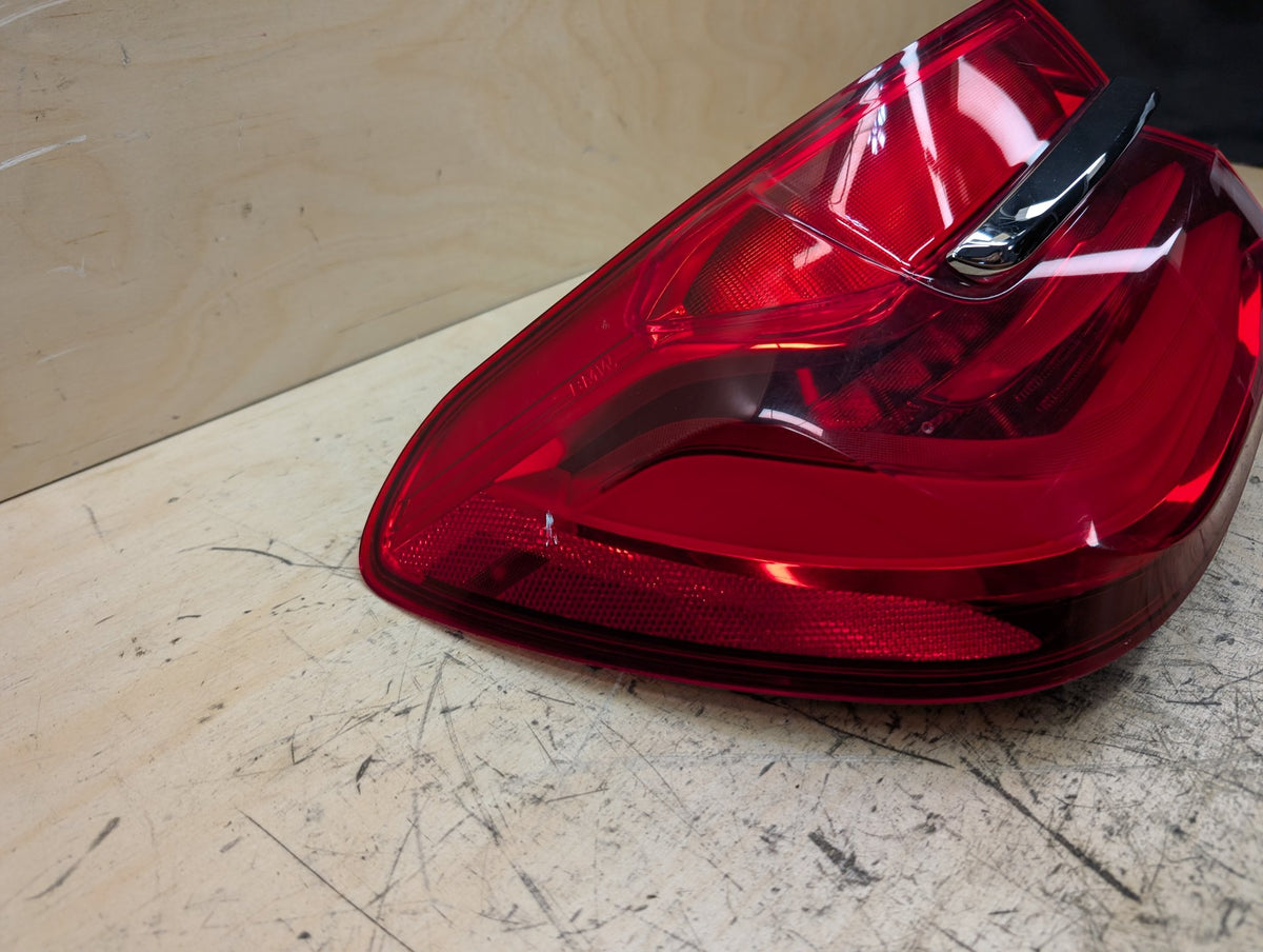 16-19 OEM BMW G11 G12 740 750 M760 B7 Rear Left Driver Outer LED Tail Light