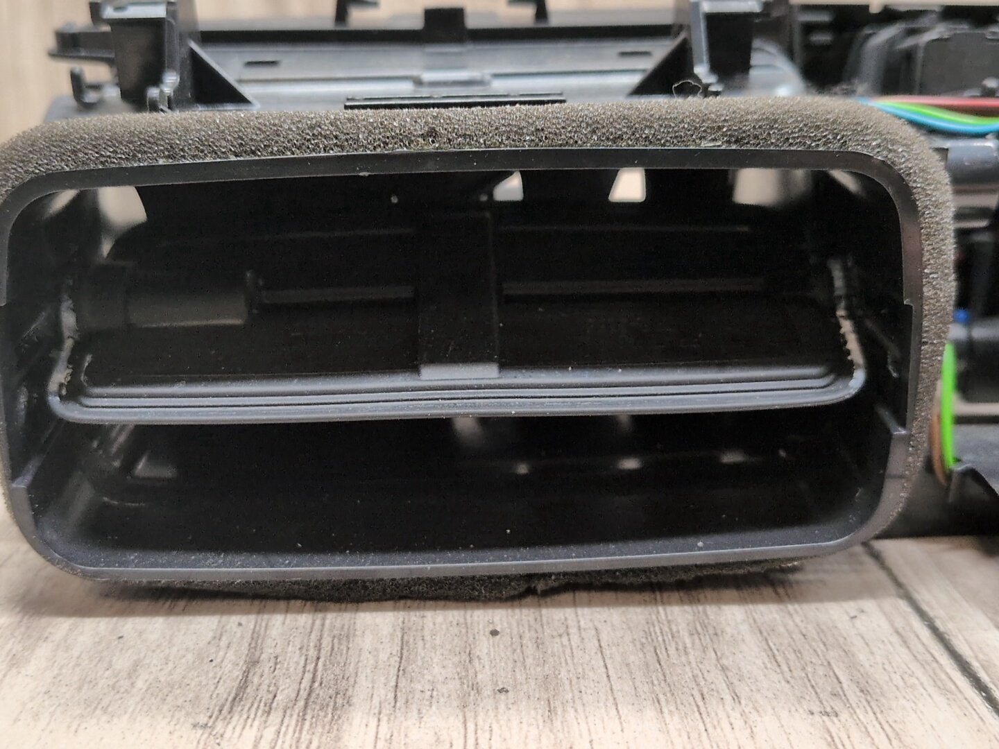 OEM BMW F30 F32 F33 F36 F80 F82 F83 M3 M4 Front Dash Central AC Air Vent Grille