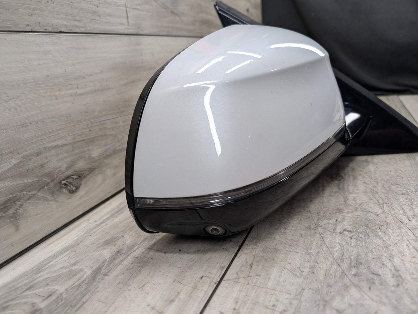 19-23 OEM BMW G05 G07 X5 X7 Right Passenger Side Mirror Blind Spot Camera White A96