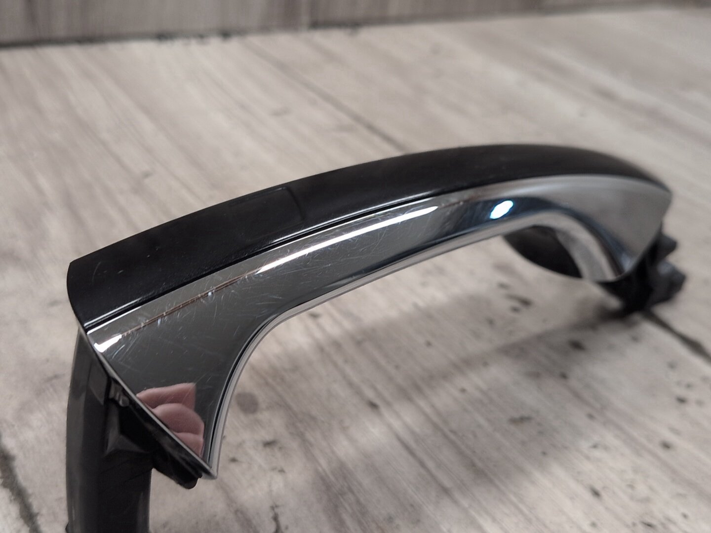 2009-2012 Mercedes-Benz E550 W212 Front or Rear Left Driver Exterior Door Handle w/ Comfort Access OEM