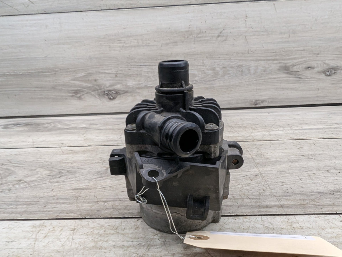 OEM BMW E70 F02 F06 F10 F15 F16 X5 Engine N63 S63 Auxiliary Coolant Water Pump