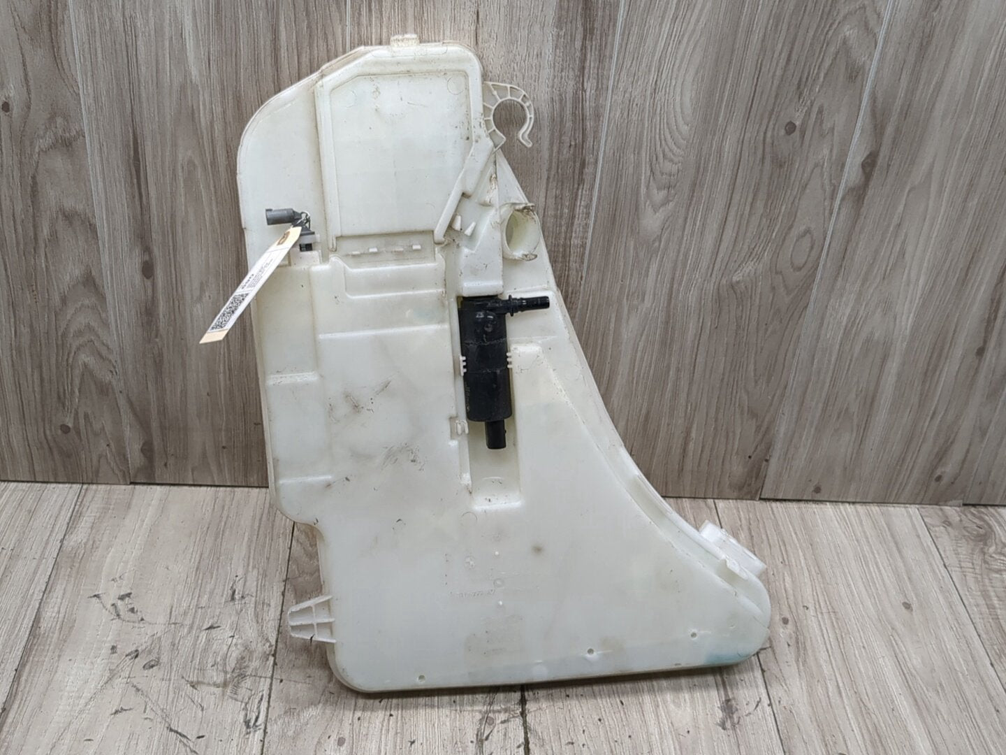 OEM BMW F01 F02 F06 F07 F10 F13 Windshield Washer Fluid Tank Reservoir
