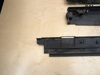 2012-2018 BMW 328i F30 Right Passenger Side Rocker Panel Brackets SET 8507422