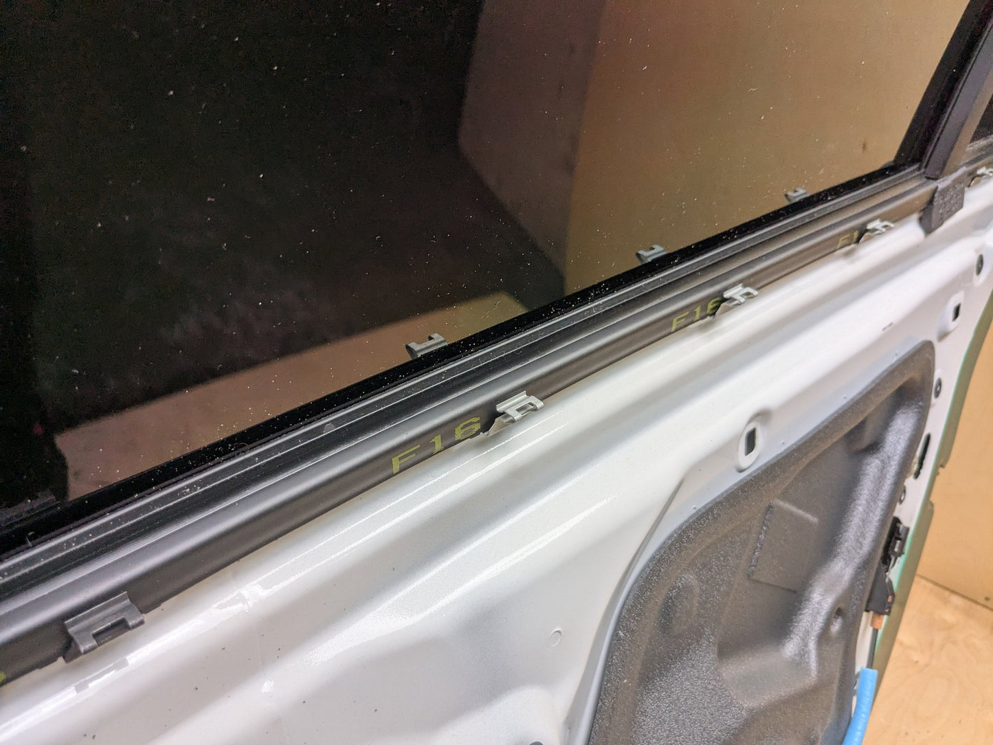 15-19 OEM BMW F16 X6 F86 X6M Rear Right Passenger Door Shell Panel