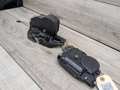 2007-2013 BMW X5 E70 Rear Right Passenger Door Latch Lock Actuator w/ Soft Close 7315024