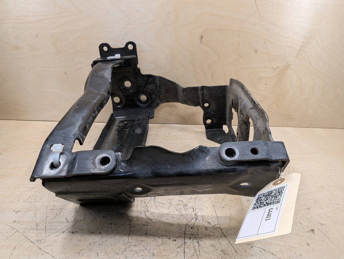 OEM BMW F90 F93 G12 G16 G30 M5 M8 Front Left Driver Radiator Support Bracket