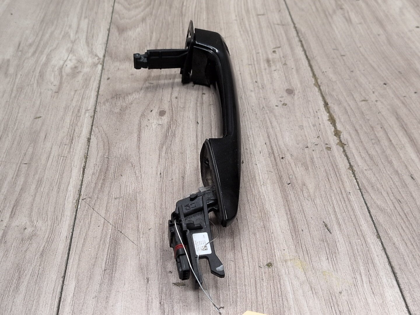 2014 - 2018 BMW X5 F85 Front or Rear Left Driver Exterior Door Handle w/ Comfort Access 7422103 S63B44T2