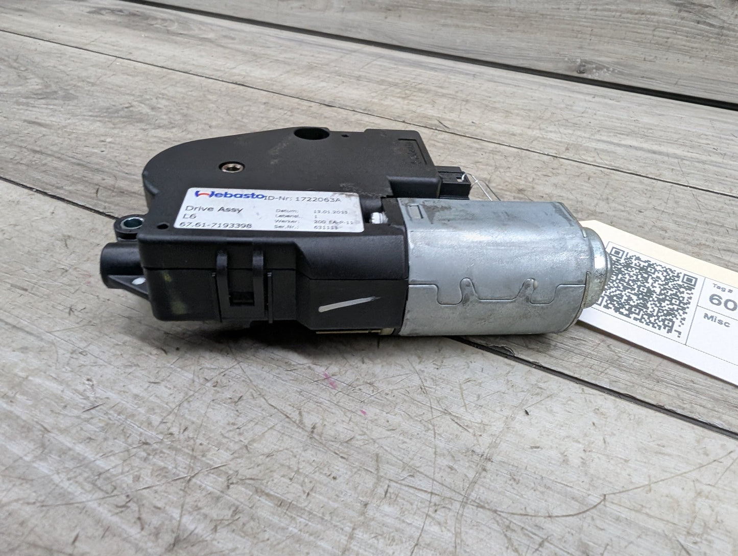 OEM BMW F02 F06 F10 F13 F16 F22 F30 F32 F36 F80 F82 Sunroof Glass Motor Drive