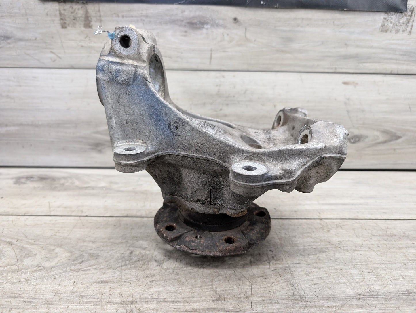 2012-2018 BMW 340i F30 Front Left Driver Spindle Knuckle w/ Bearing 6792287