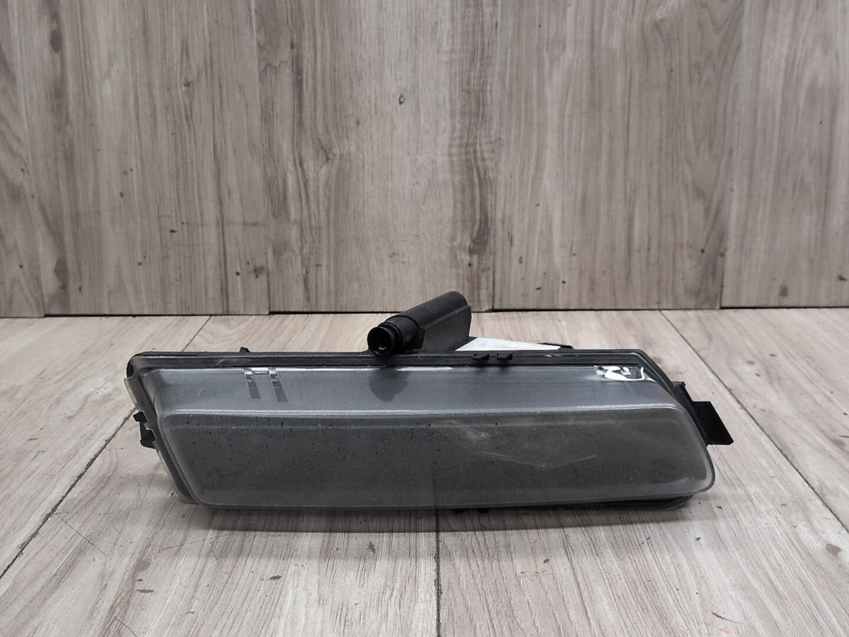 2008-2013 BMW 128i E82 Front Right Passenger Bumper Fog Lamp Light 7164856