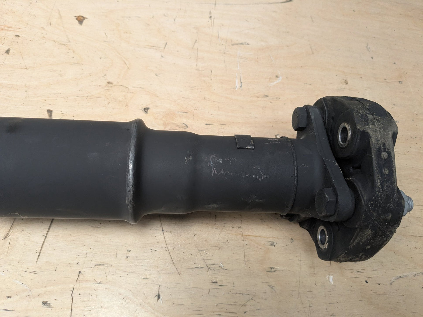 2023 BMW 430i G22- Rear Propeller Driveshaft Drive Shaft PN: 8846089 7K Miles