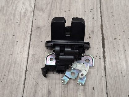 2015-2018 Audi Q3 8U Liftgate Trunk Lid Liftgate Lock Latch Actuator 8R0827505A OEM