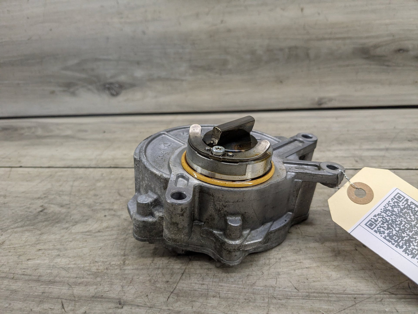BMW G12 750Li N63B44O2 Engine Motor Vacuum Pump 8634120