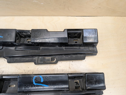 2012-2018 BMW 320i F30 Right Passenger Side Skirt Rocker Panel Brackets SET 7256920
