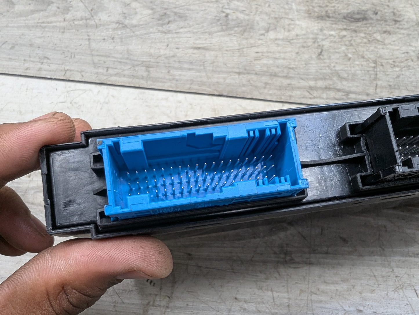 11-17 BMW X3 F25 Electronic Junction Fuse Box Control Module 9287217