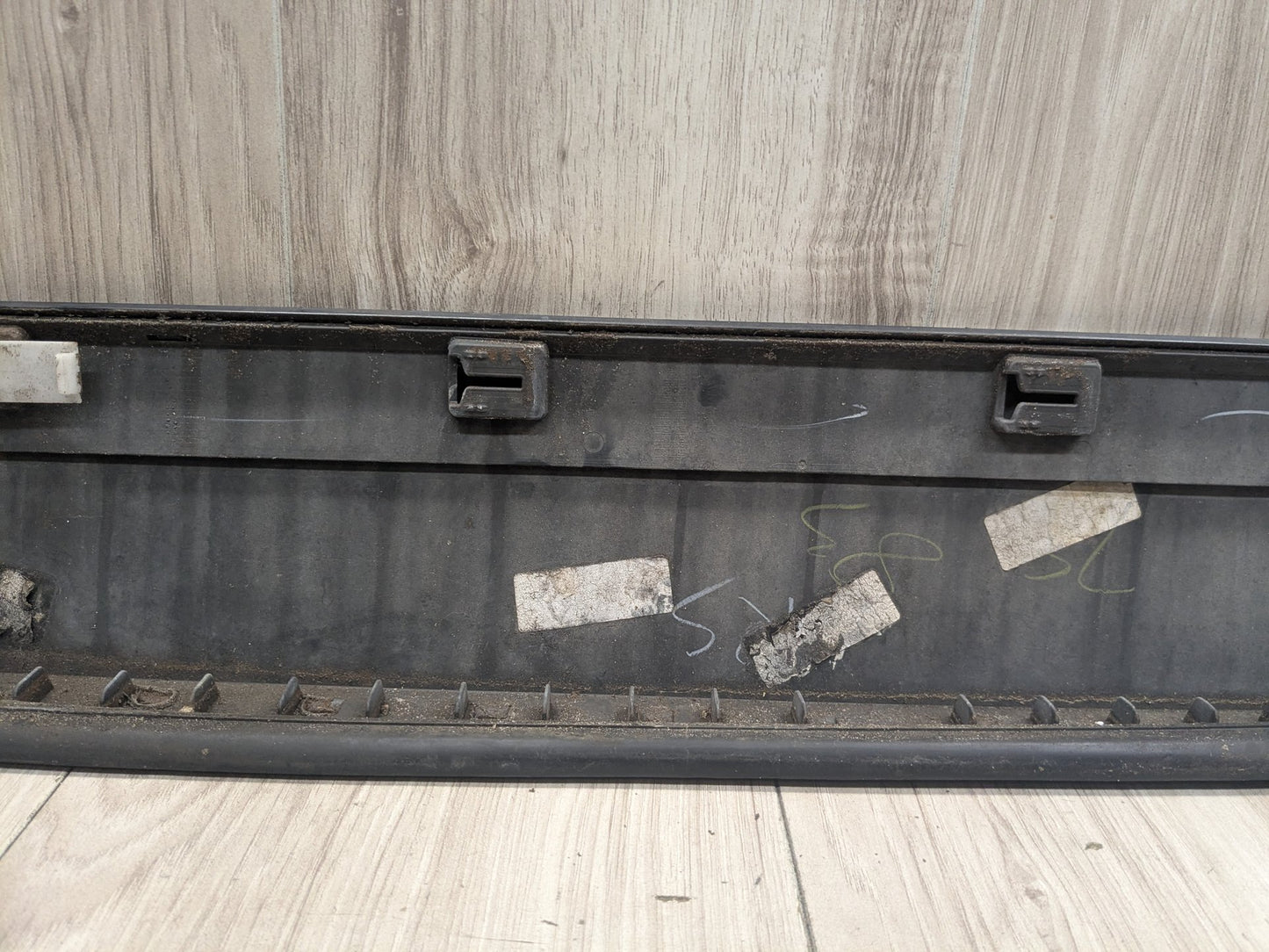 2011 - 2017 BMW X3 F25 Rear Right Passenger Exterior Door Trim Molding 8050468 N20B20O0