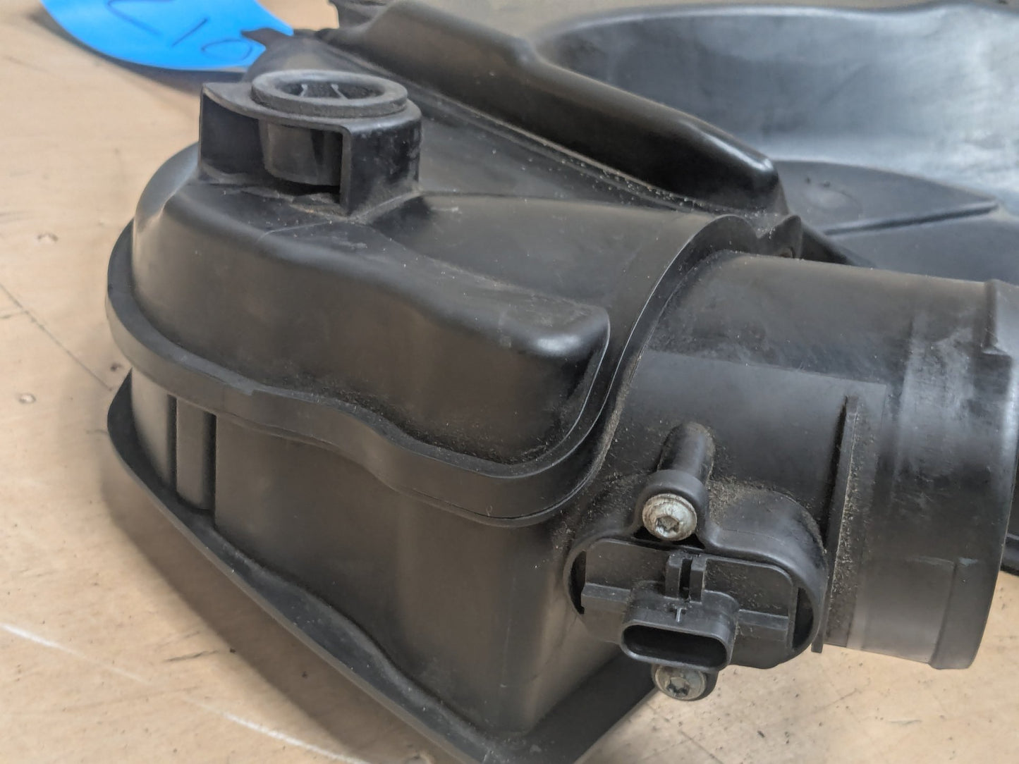 14-19 OEM BMW X5M F85 X6M F86 Engine S63R Intake Filter Assembly Air Box