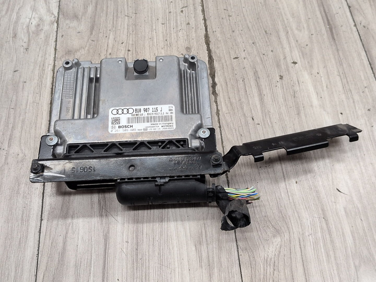 2015-2018 Audi 8U Q3 CCTA Engine Motor ECU DME Computer Module 8U0907115J
