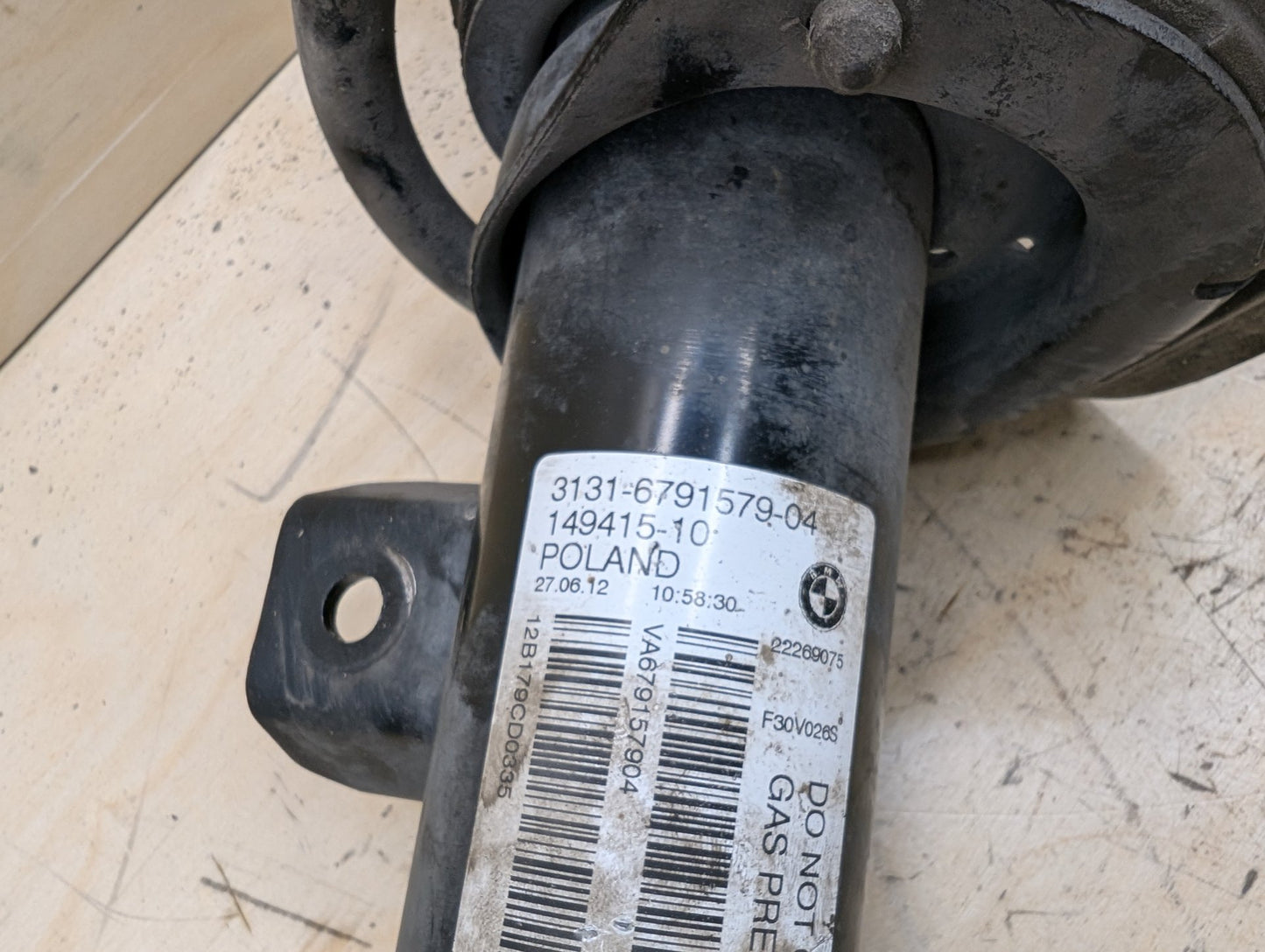 2012-2018 BMW 328i F30- Front Left or Right Spring Strut Shock Absorber PN: 6791579