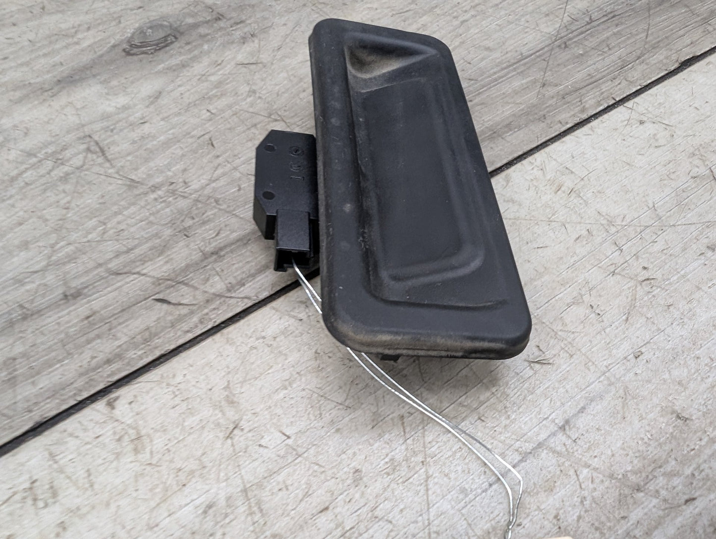 2021-2026 BMW 430i G22 Liftgate Trunk Lid Release Handle Switch 8492533