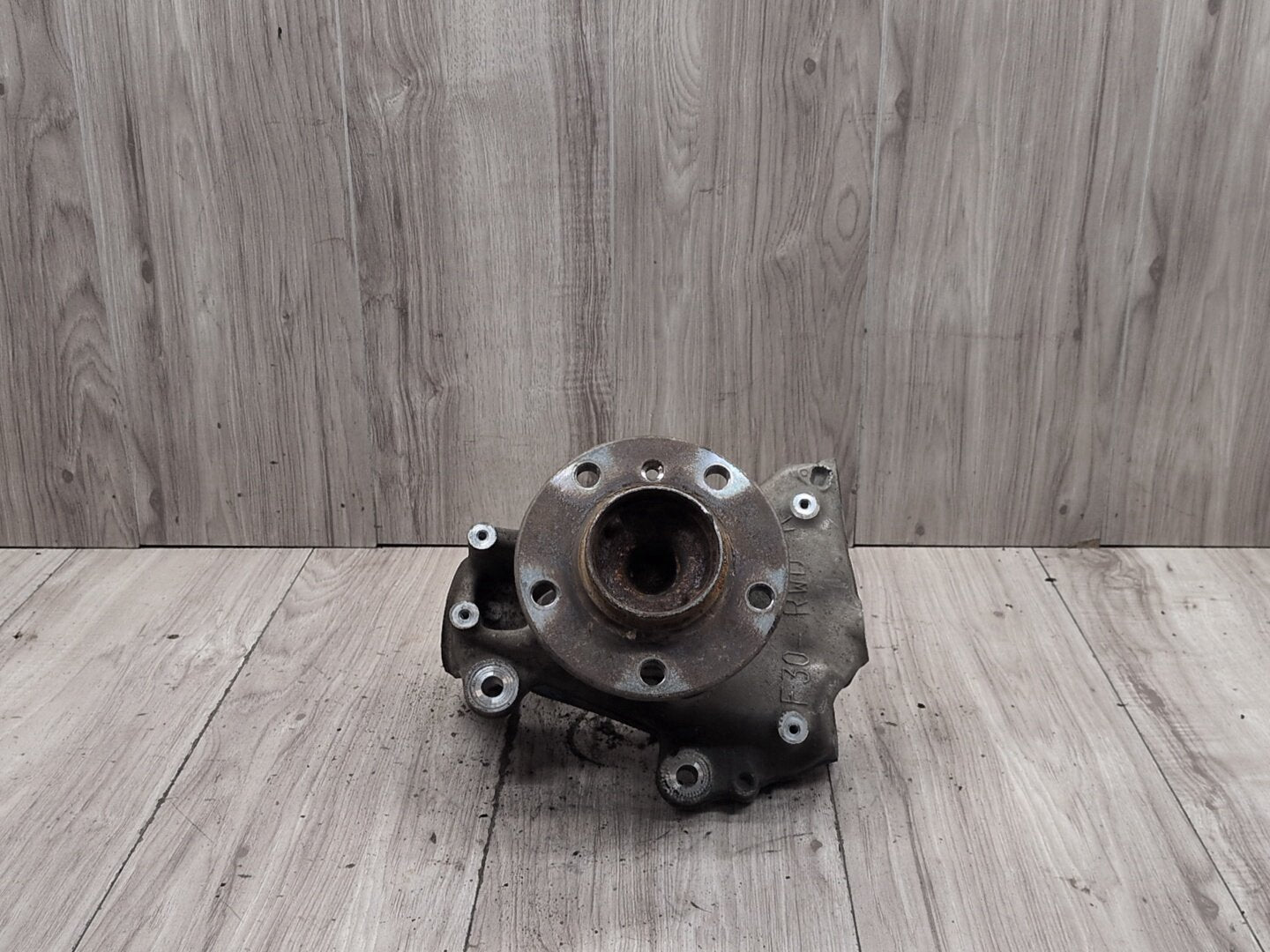 12-18 OEM BMW F30 F31 Sedan RWD Front Right Hub Knuckle Wheel Bearing Carrier