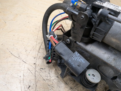 16-22 OEM BMW G11 G12 740 750 M760 Air Suspension Compressor Pump Module Motor