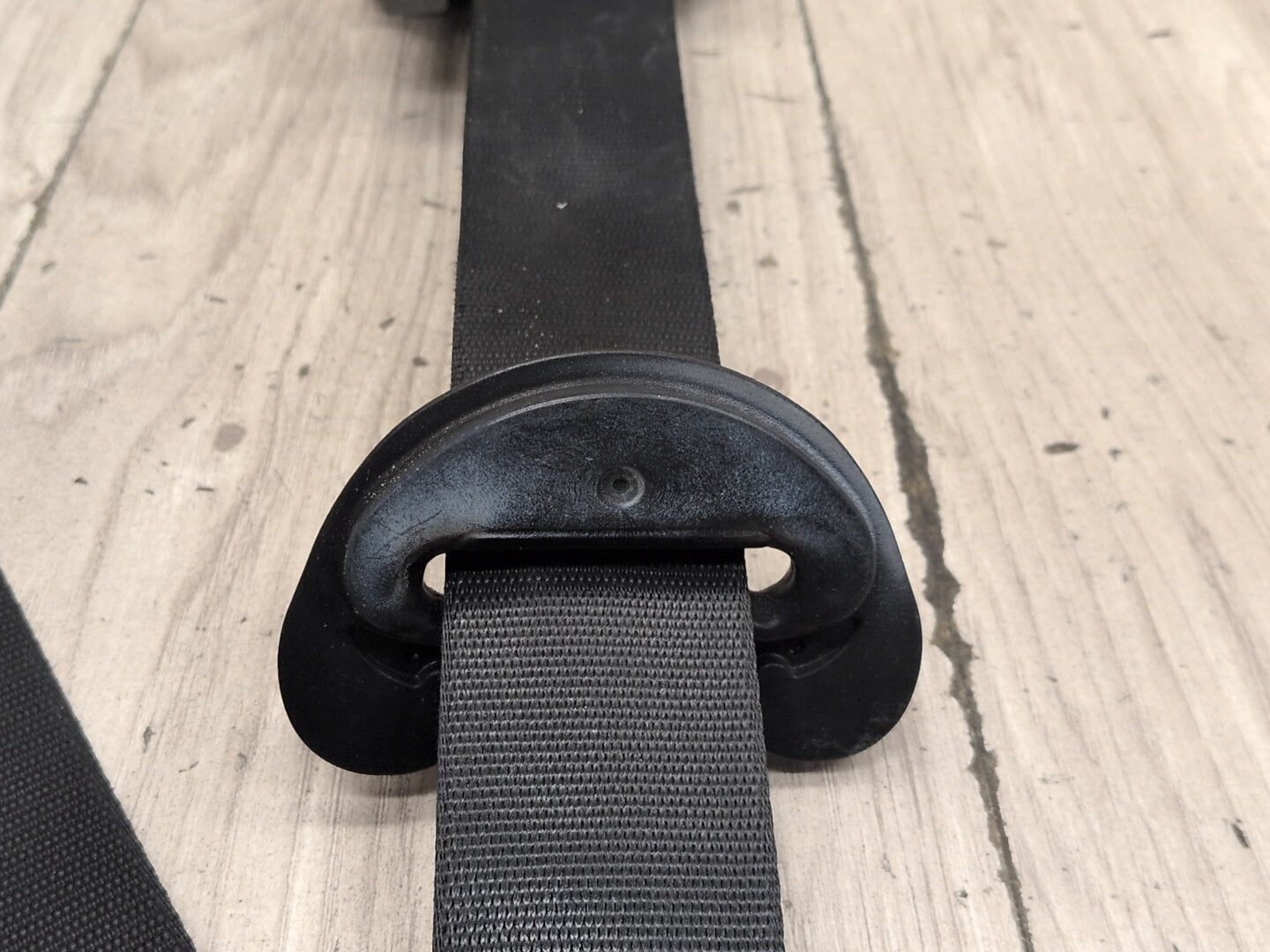 14-20 OEM BMW F22 F32 F82 M4 430 440 Front Left Driver Seatbelt Retractor Black