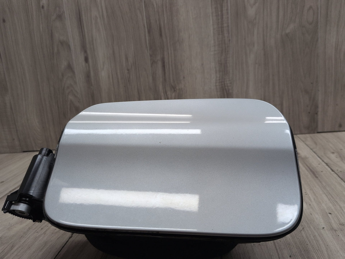 OEM BMW F15 F30 F44 F48 F80 G01 G05 G20 G30 G80 M3 M4 Fuel Gas Tank Filler Cap