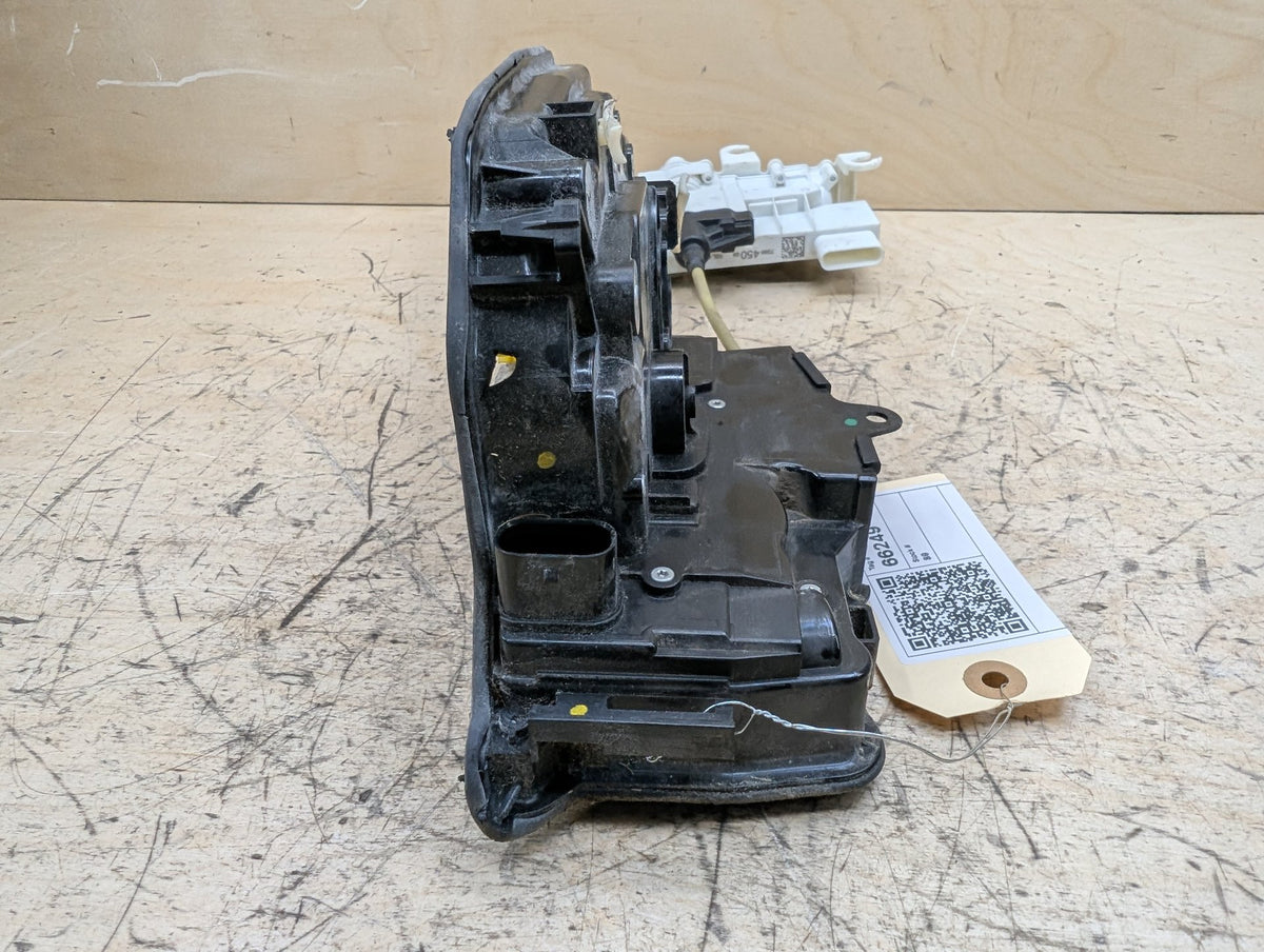 2016-2019 BMW 740i G12 Front Right Passenger Door Latch Lock Actuator w/ Soft Close 2581894 OEM