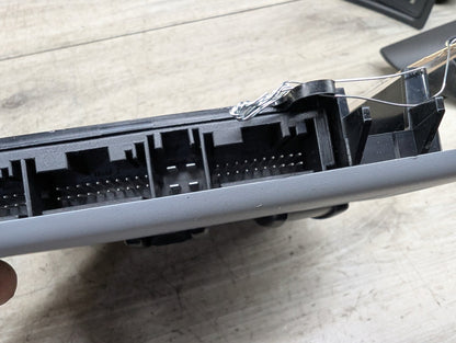 2008-2013 BMW 128i E82 Headliner Overhead Dome Light Switch Module 9180037