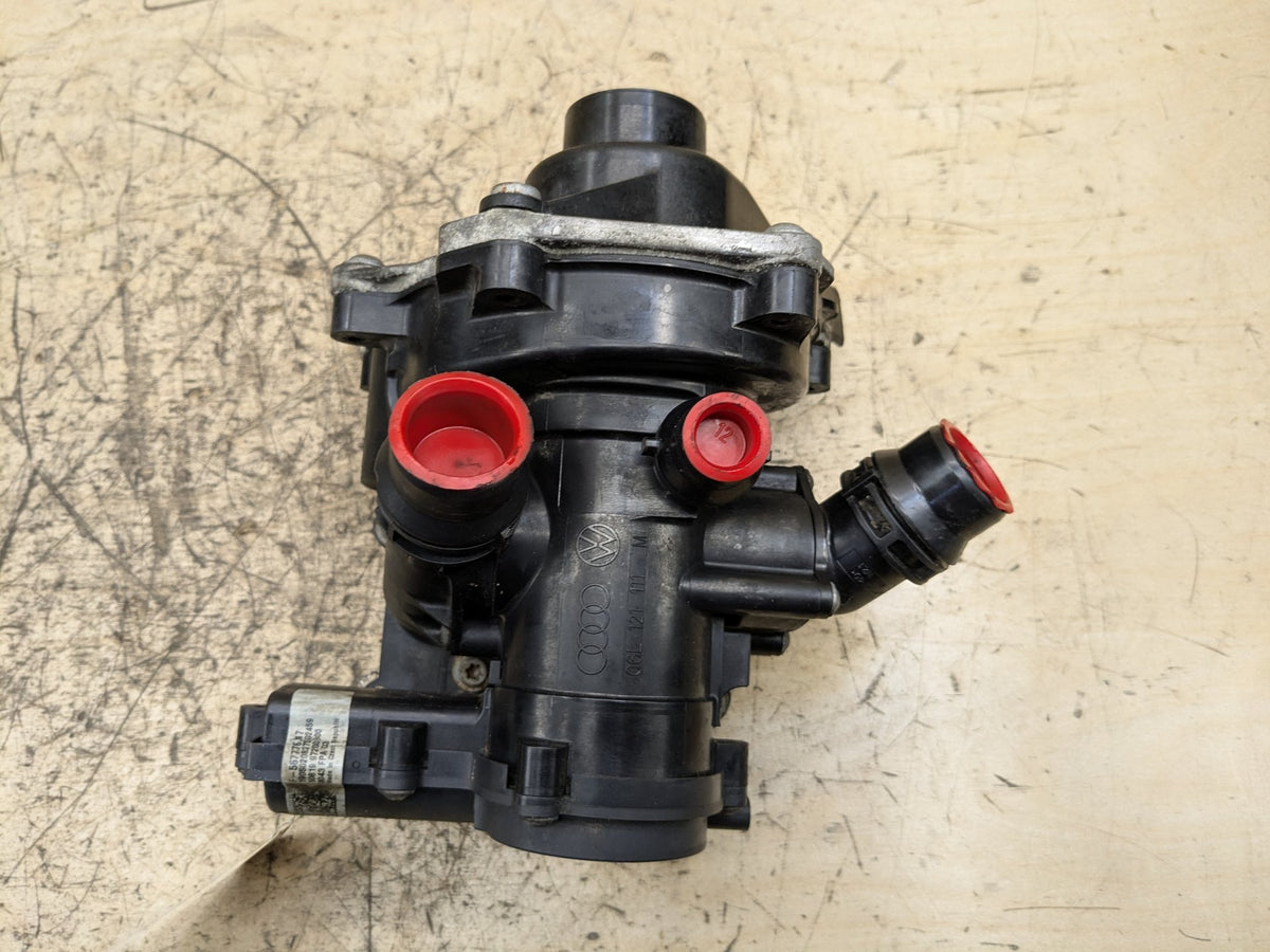 2012-2018 Audi C7 A6 CYNB Engine Motor Cooling Auxiliary Water Pump 06L121111M