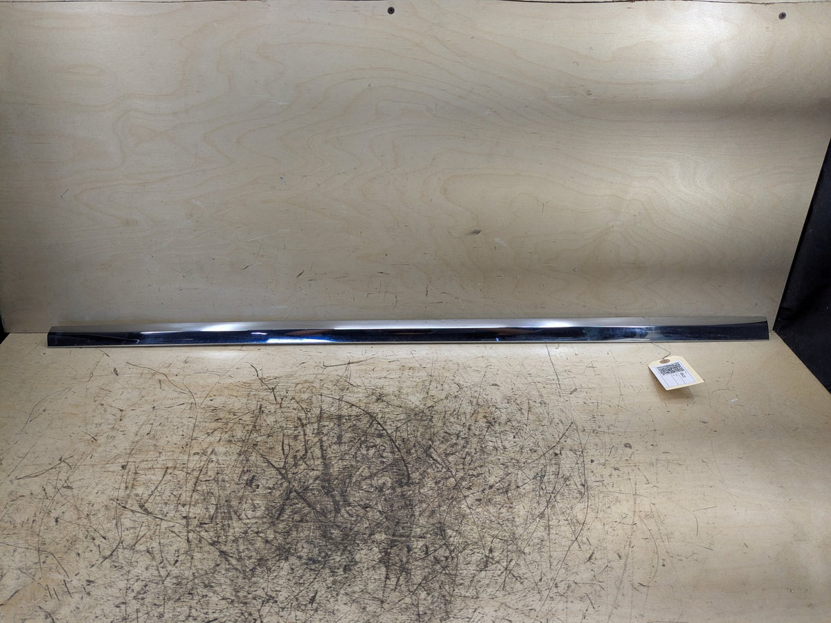 2016-2019 BMW 740Li G12 Exterior Door Trim Molding SET 7364352 OEM