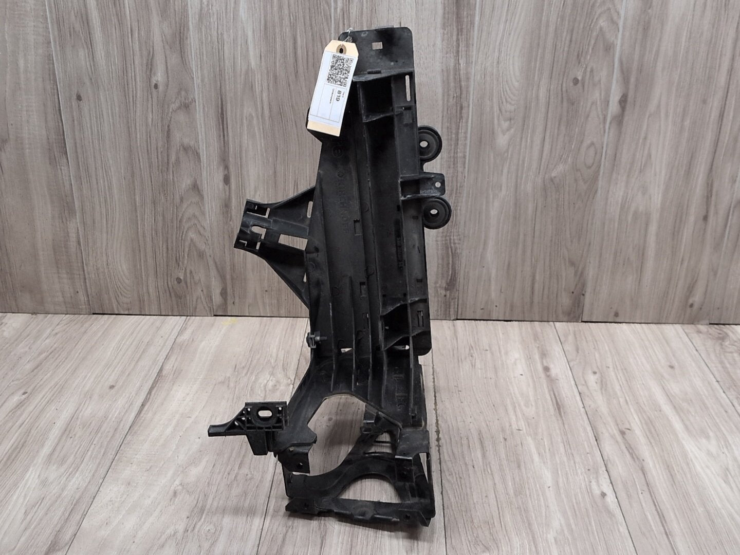 OEM BMW F01 F02 740 750 760 Front Right Passenger Headlight Support Bracket