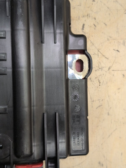OEM BMW E90 E92 E93 Battery Power Lead Junction Distribution Fuse Box Voltage
